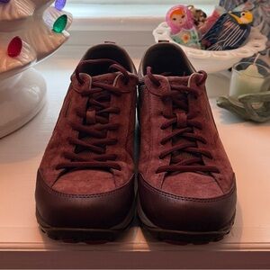 Dansko Vibram waterproof burgundy red hiking sneakers